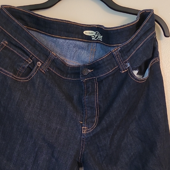 Old Navy Women's Indigo Straight Leg Jeans - Picture 1 of 8